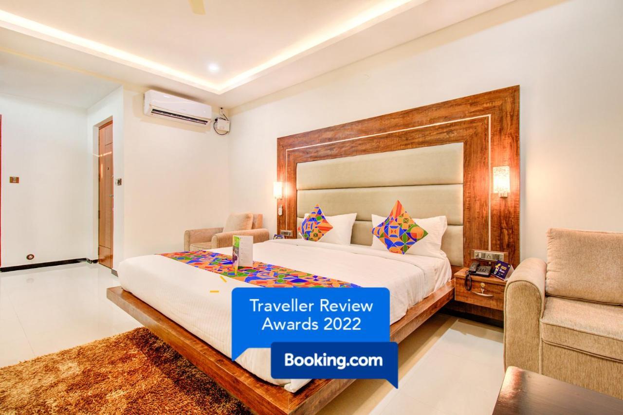 Fabhotel The Royal Suites - Nr Gopalan Innovation Mall Bengalúr Exteriér fotografie