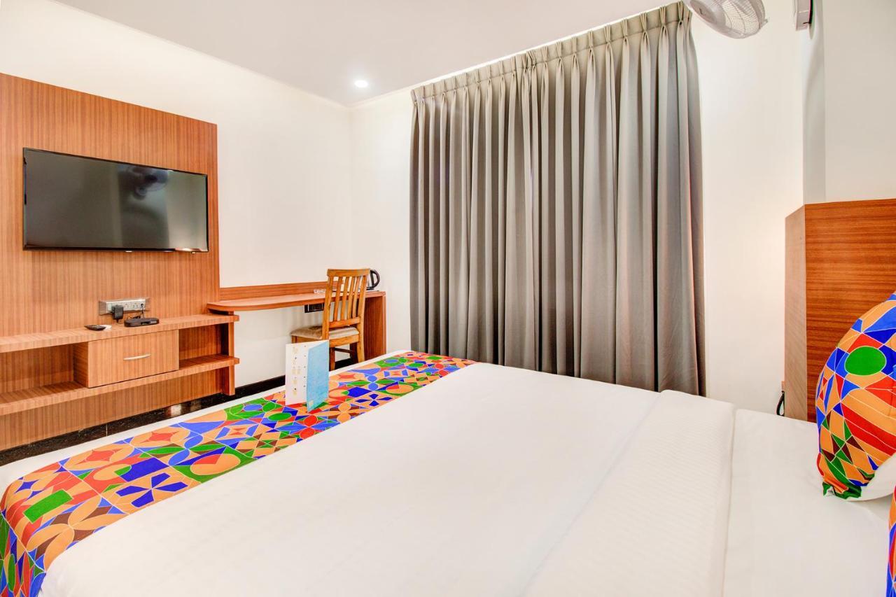 Fabhotel The Royal Suites - Nr Gopalan Innovation Mall Bengalúr Exteriér fotografie