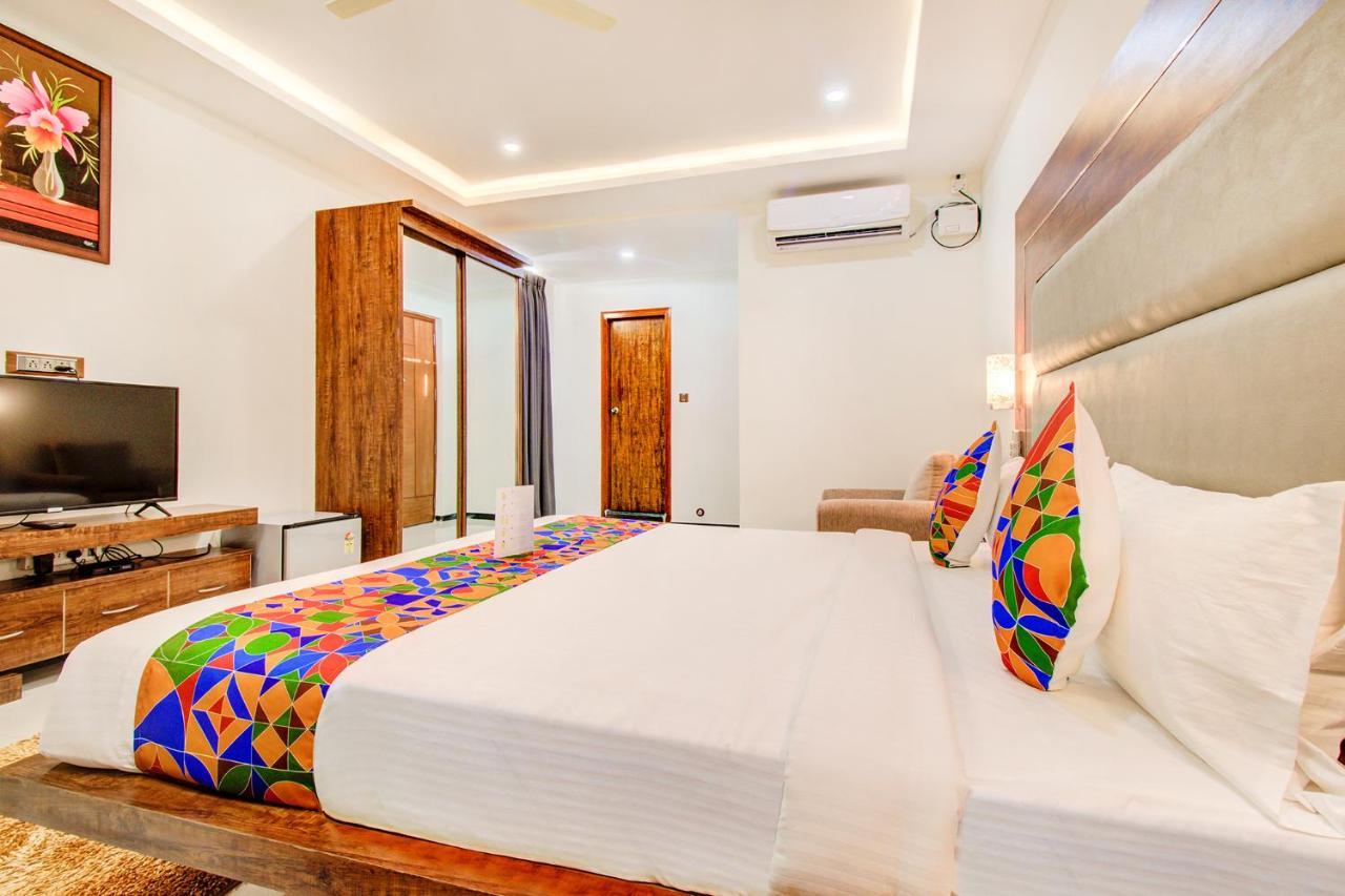Fabhotel The Royal Suites - Nr Gopalan Innovation Mall Bengalúr Exteriér fotografie