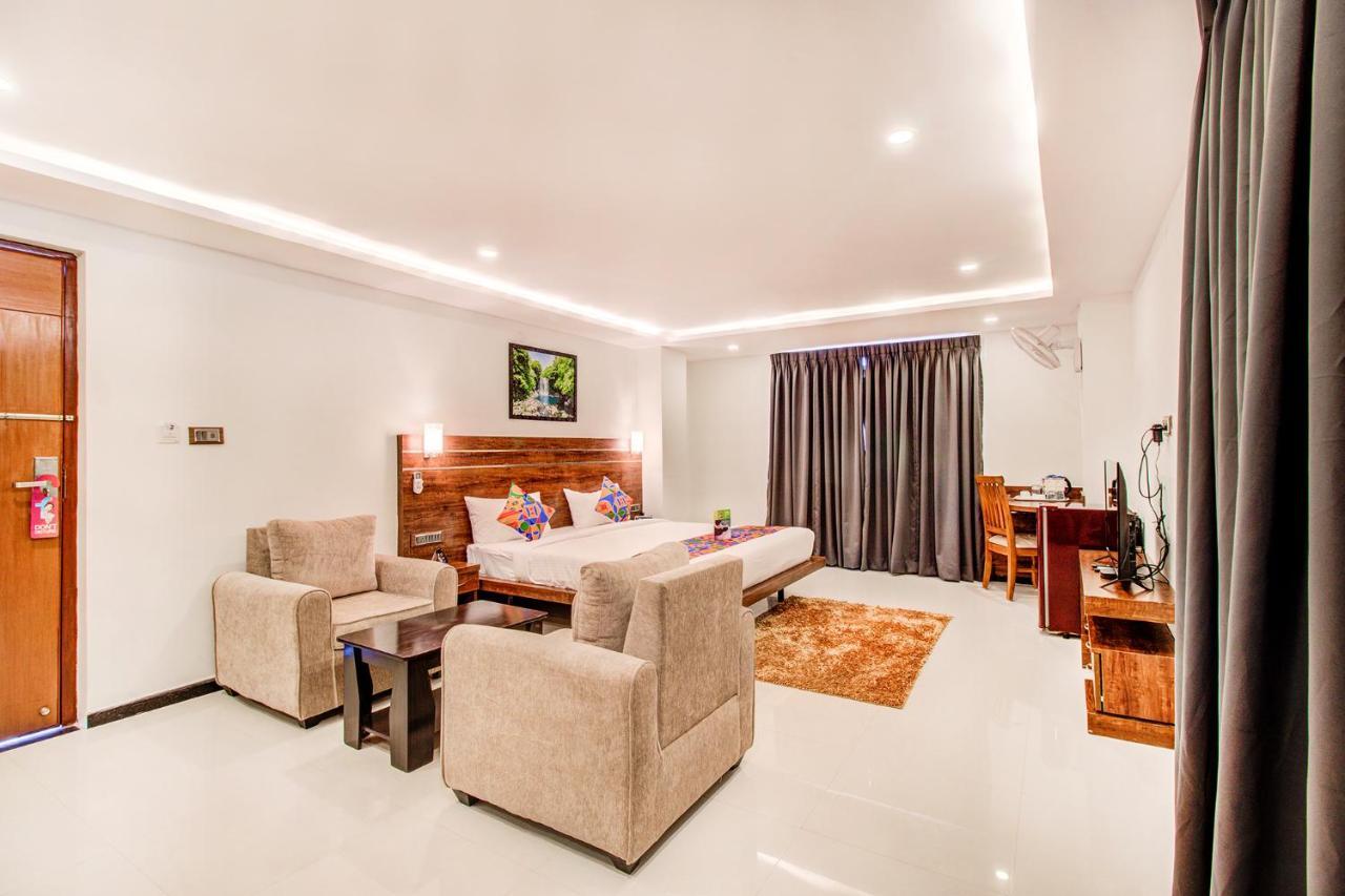 Fabhotel The Royal Suites - Nr Gopalan Innovation Mall Bengalúr Exteriér fotografie
